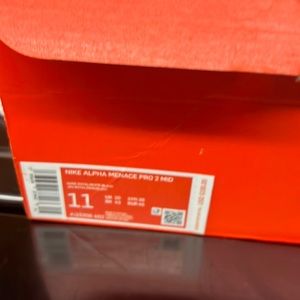 Nike football cleats size 11